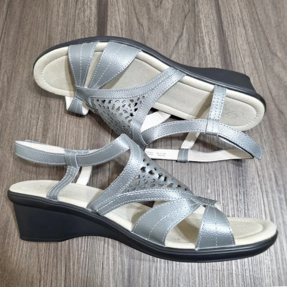 Propet Womens Size 11 Wide Silver Metallic Leather Laser Cut Wedge Sandals WC306